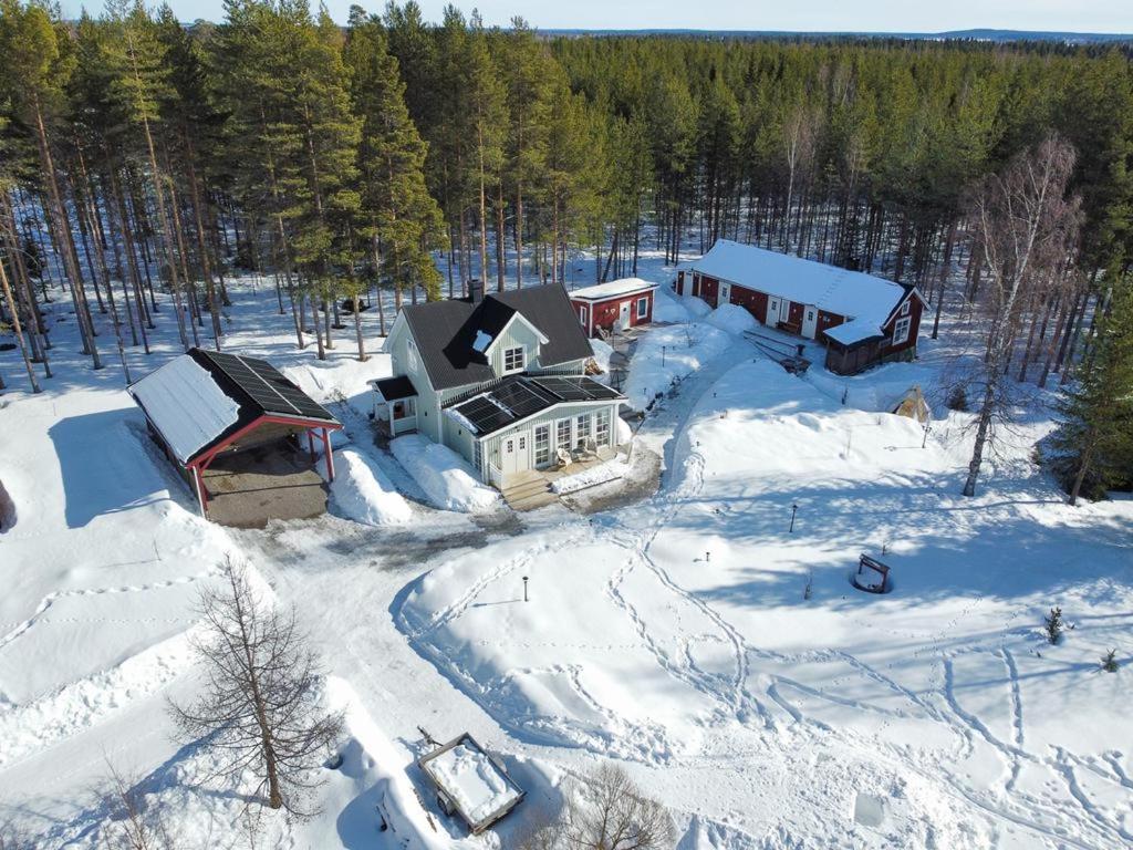 Torpet - Bed And Breakfast Med Charm Norrfjarden Exteriör bild